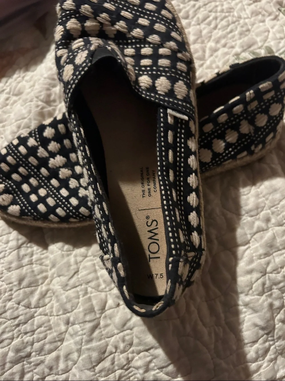 Slip ons